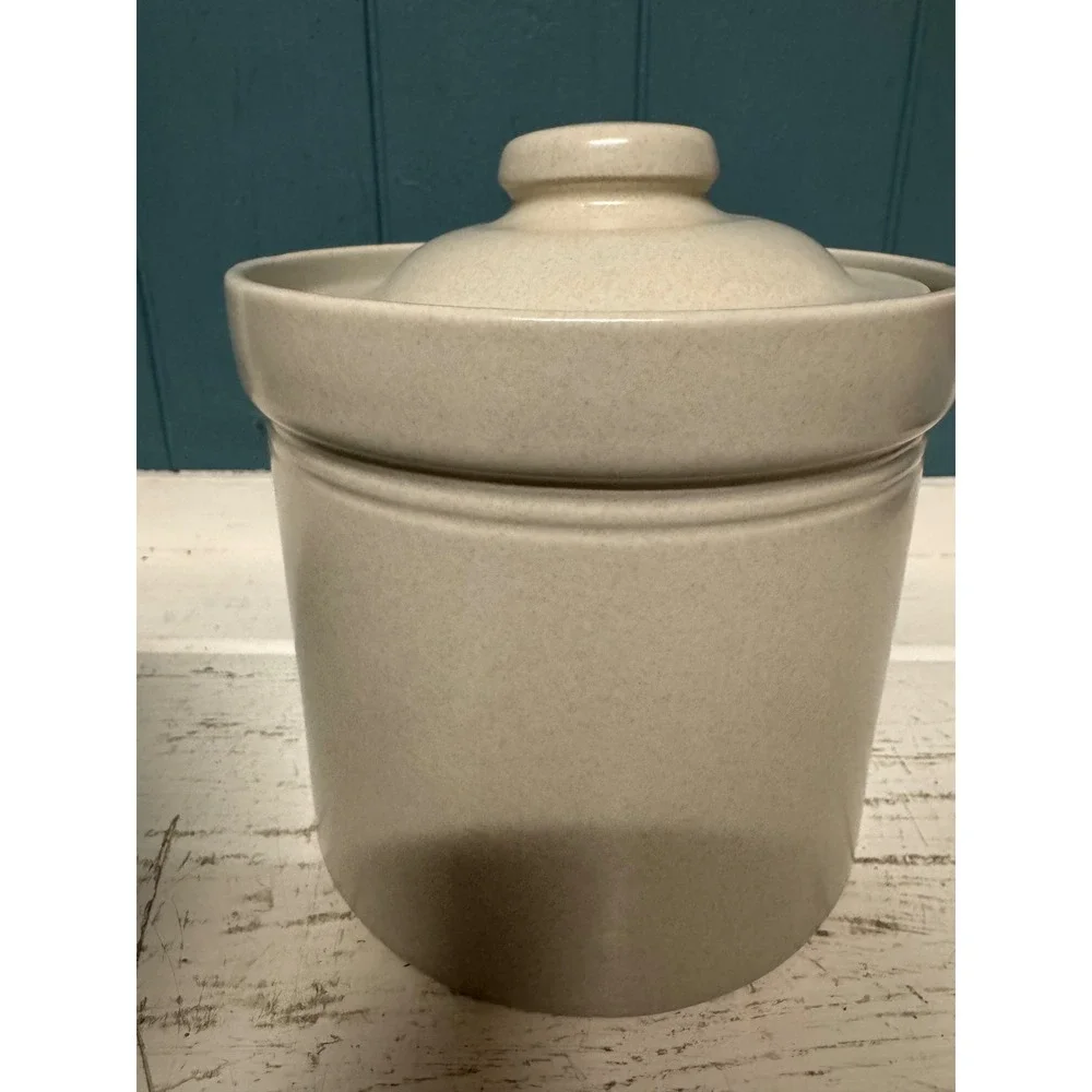 Pfaltzgraff Heritage Tea Canister 1 Qt Blue Script‎ Stoneware Jar w/ Lid 509 USA